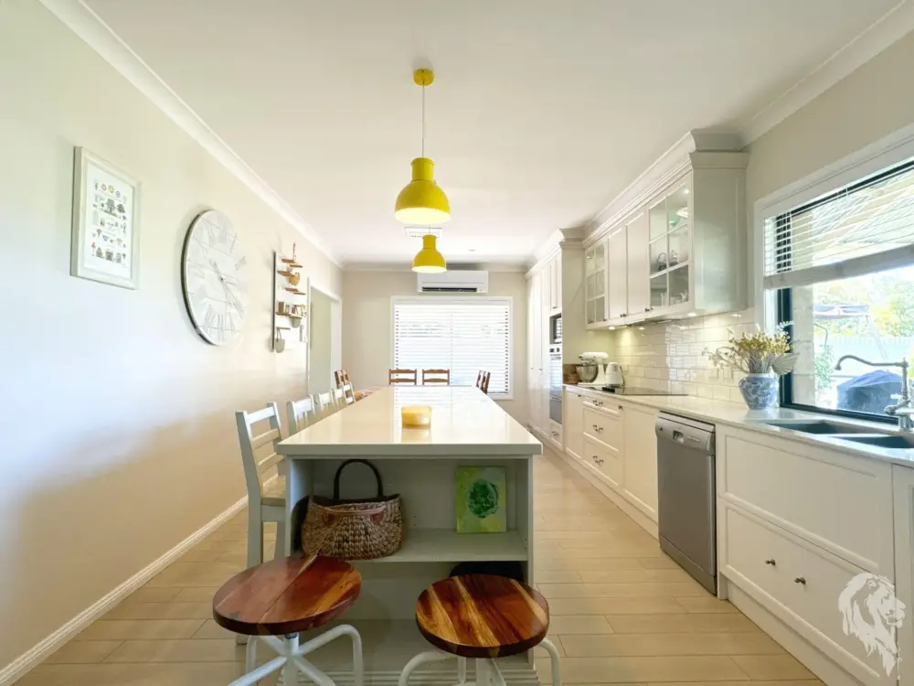36 Boundary Street, WEE WAA, NSW 2388 AUS