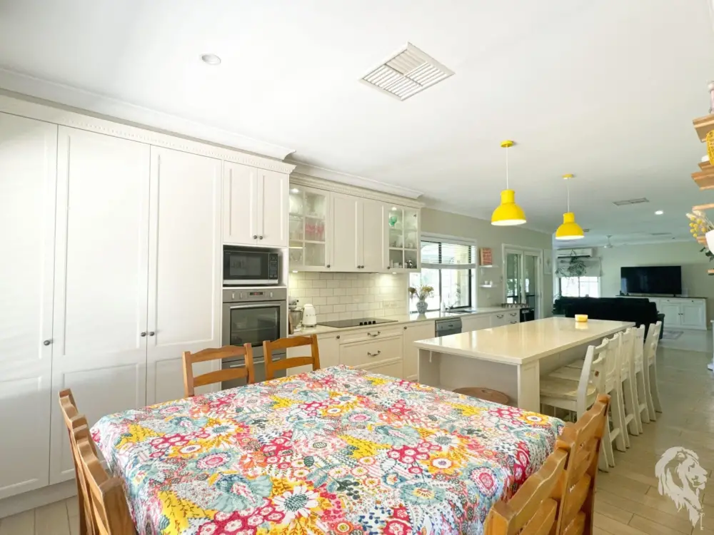 36 Boundary Street, WEE WAA, NSW 2388 AUS