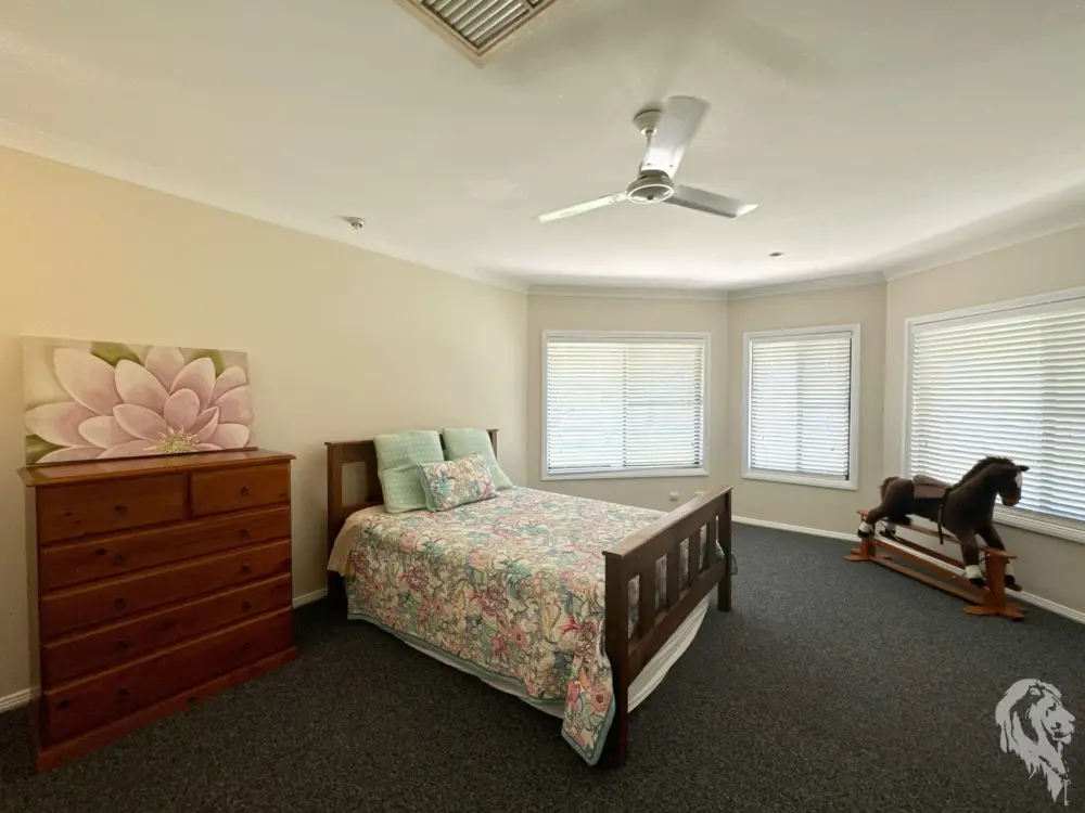 36 Boundary Street, WEE WAA, NSW 2388 AUS