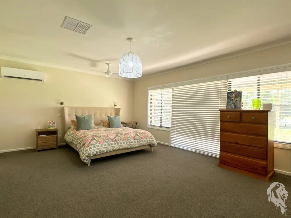 36 Boundary Street, WEE WAA, NSW 2388 AUS
