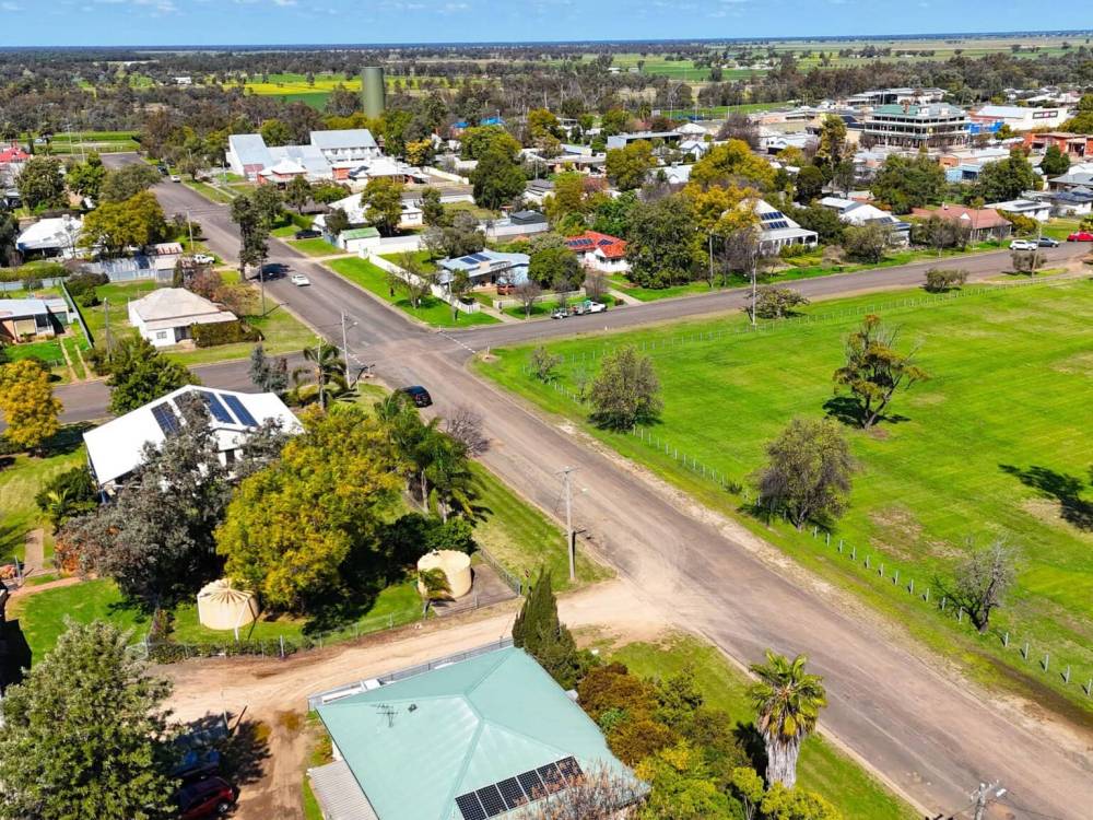 65 Cowper Street, WEE WAA, NSW 2388 AUS