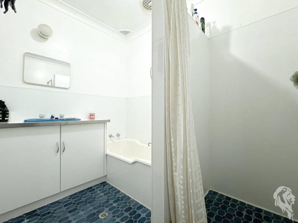 65 Cowper Street, WEE WAA, NSW 2388 AUS