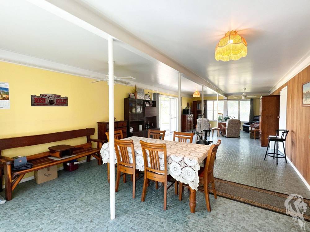 65 Cowper Street, WEE WAA, NSW 2388 AUS