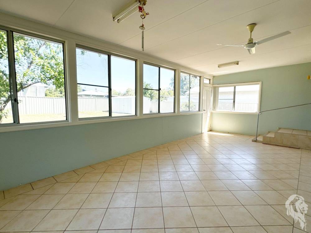 10 Hogan Street, NARRABRI, NSW 2390 AUS