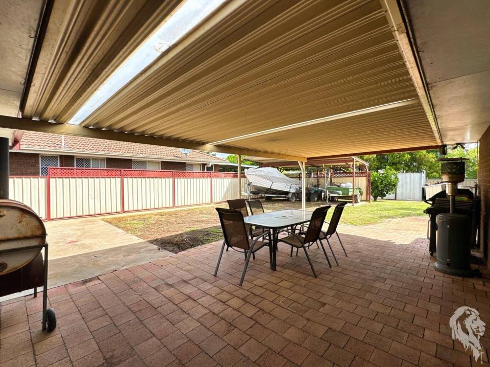 10 Lenore Crescent, WEE WAA, NSW 2388 AUS