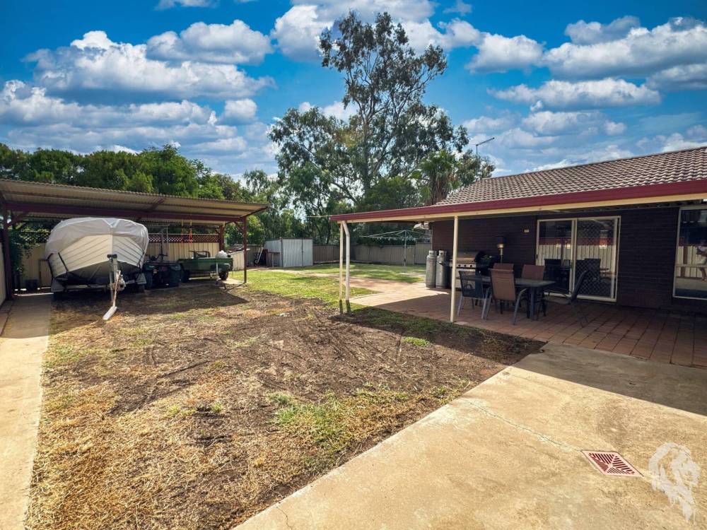 10 Lenore Crescent, WEE WAA, NSW 2388 AUS