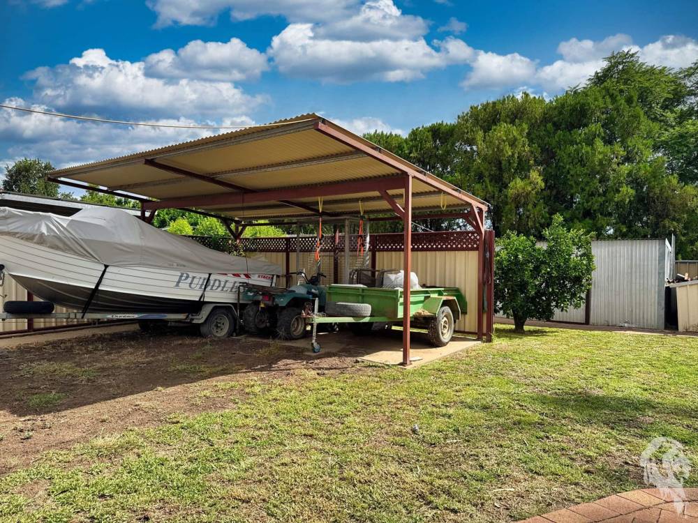 10 Lenore Crescent, WEE WAA, NSW 2388 AUS