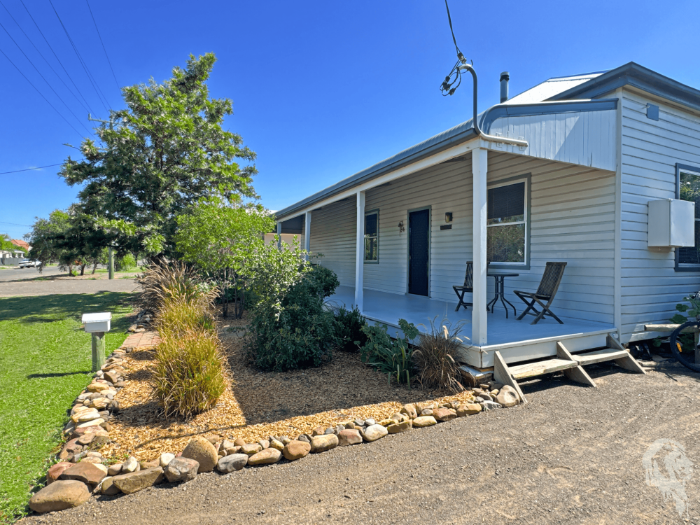 24 Balonne Street, NARRABRI, NSW 2390 AUS
