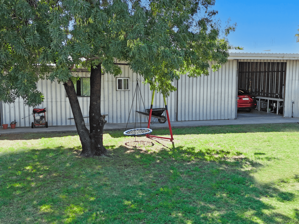 24 Balonne Street, NARRABRI, NSW 2390 AUS