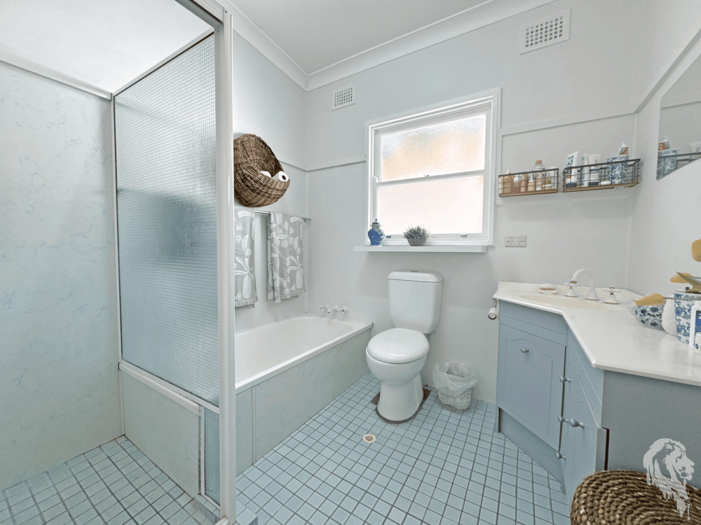 27 Cormie Avenue, WEE WAA, NSW 2388 AUS