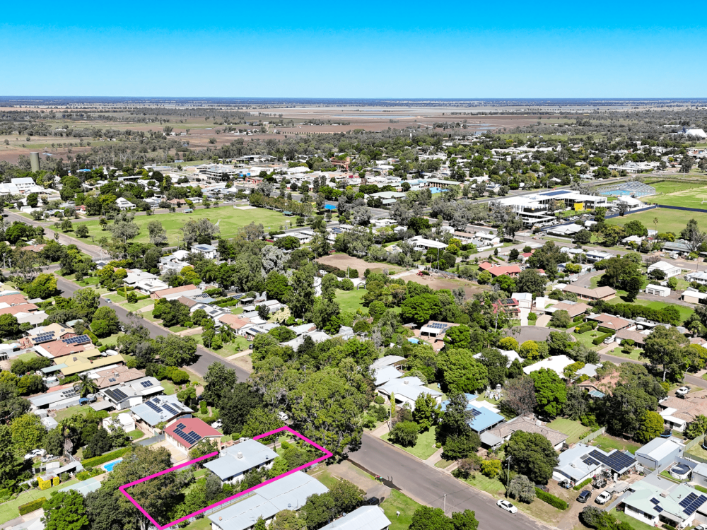 27 Cormie Avenue, WEE WAA, NSW 2388 AUS