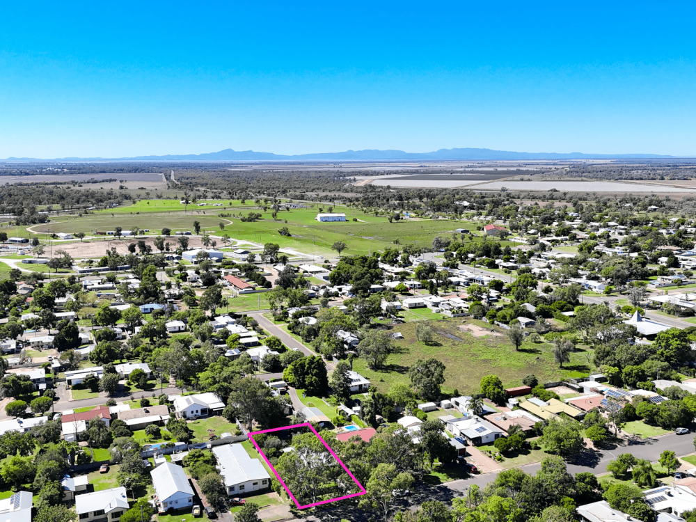 27 Cormie Avenue, WEE WAA, NSW 2388 AUS