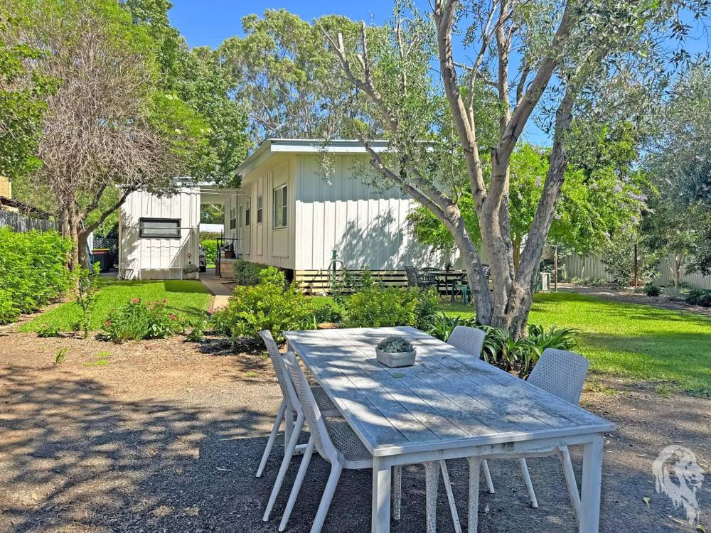 27 Cormie Avenue, WEE WAA, NSW 2388 AUS