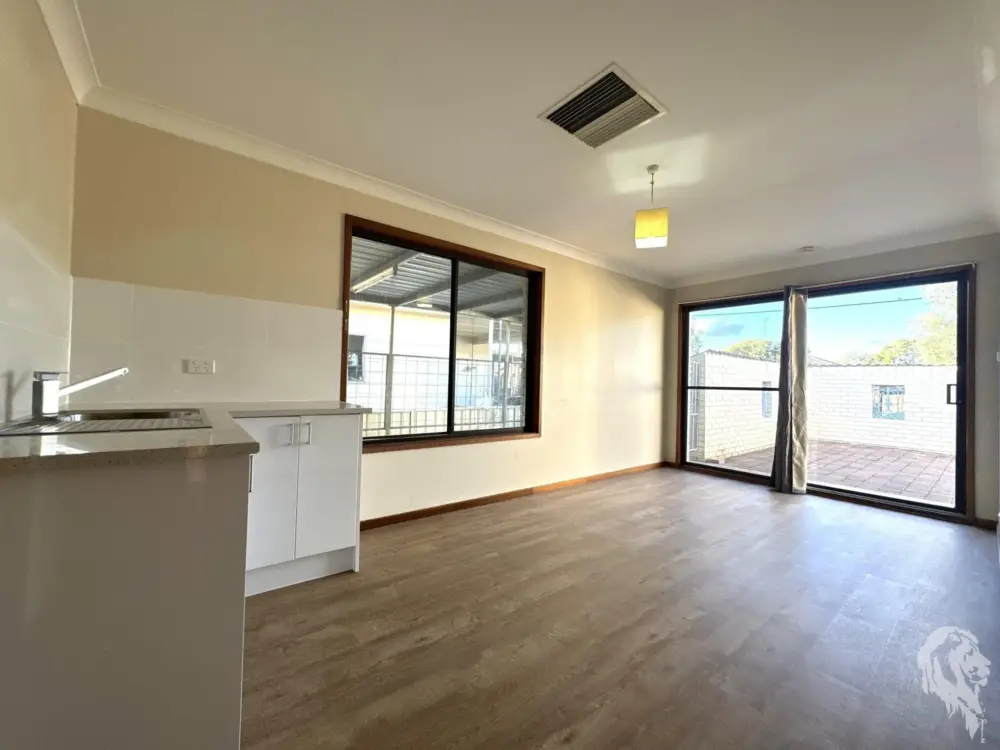15 Thurlagoona Avenue, NARRABRI, NSW 2390 AUS