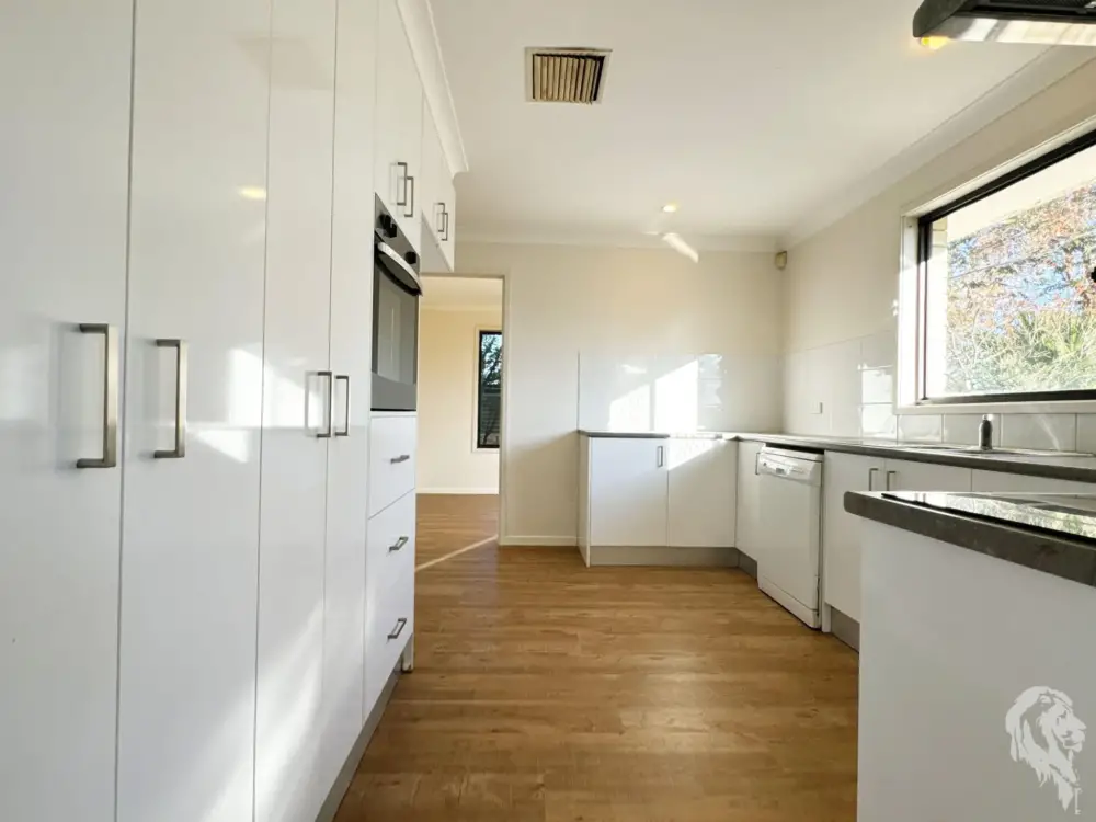 15 Thurlagoona Avenue, NARRABRI, NSW 2390 AUS