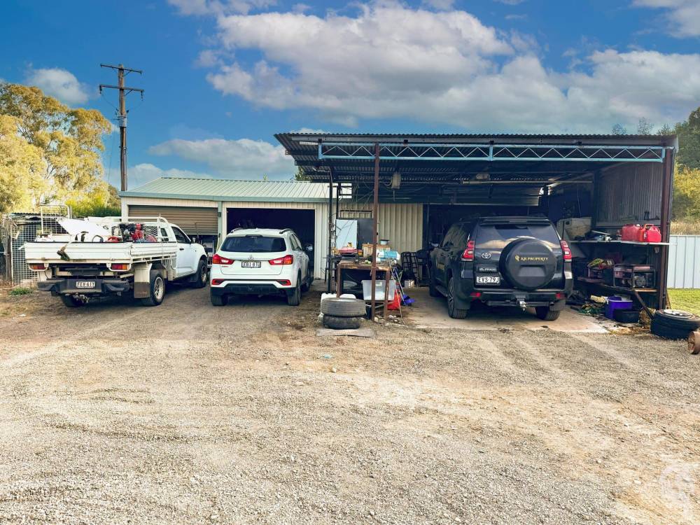 2083 Kaputar Road, BULLAWA CREEK, NSW 2390 AUS