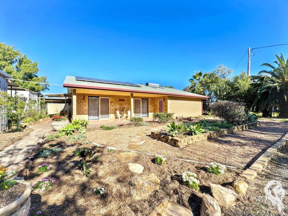 37 Railway Street South, NARRABRI, NSW 2390 AUS