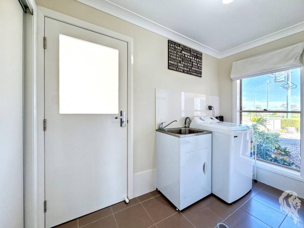 34 Kelvin Vickery Avenue, NARRABRI, NSW 2390 AUS