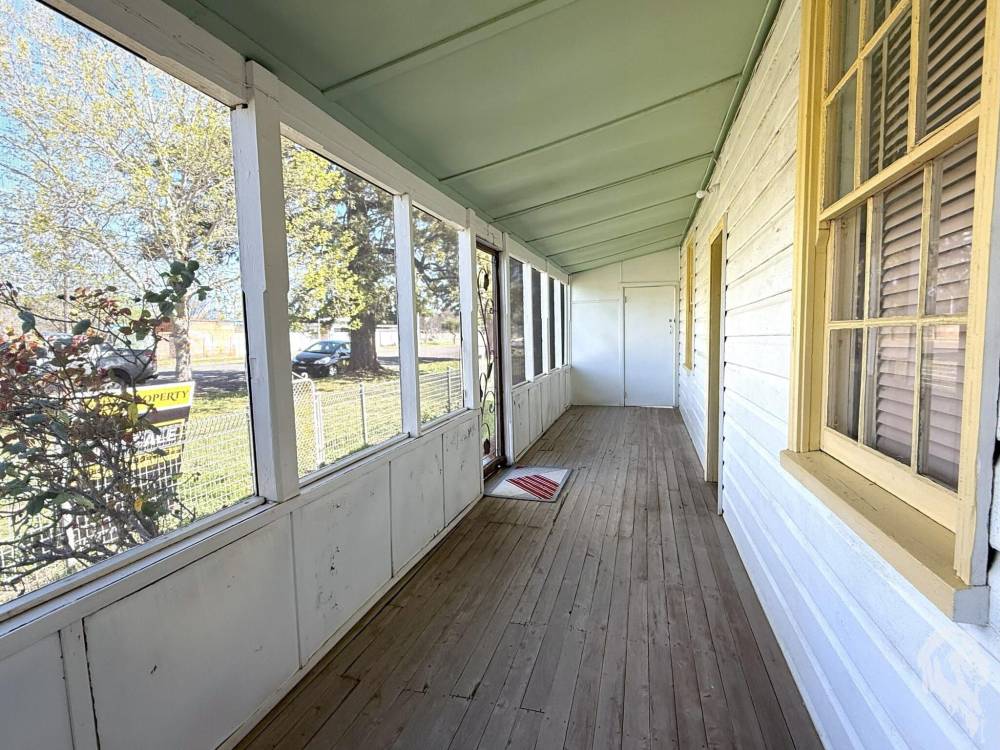 77 Alma Street, WEE WAA, NSW 2388 AUS