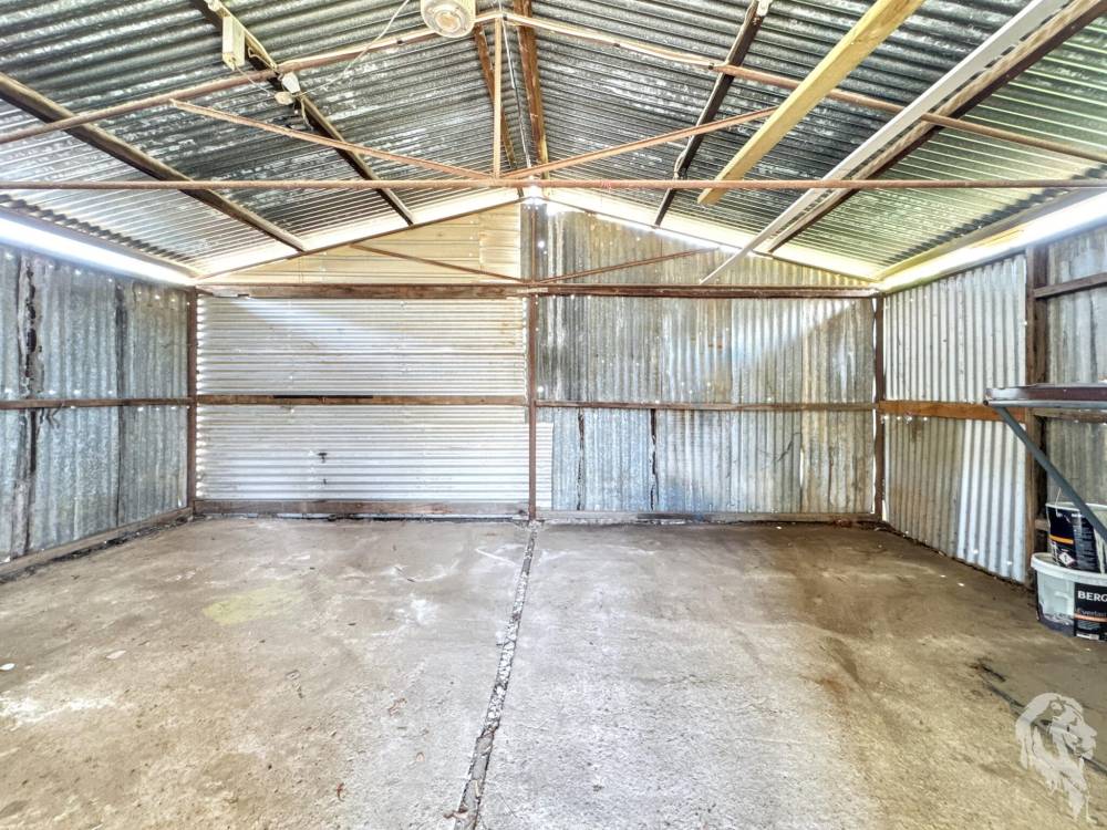 11 Charles Street, WEE WAA, NSW 2388 AUS