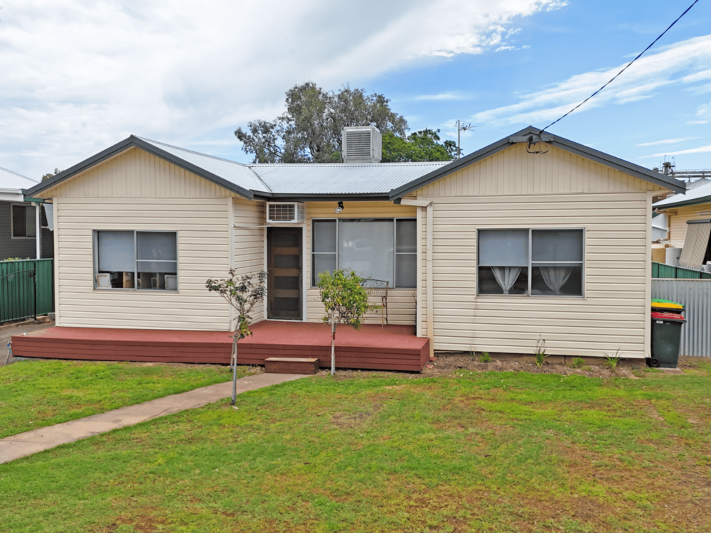 11 William Morris Avenue, NARRABRI, NSW 2390 AUS