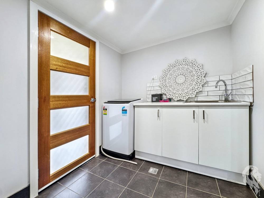 11 William Morris Avenue, NARRABRI, NSW 2390 AUS