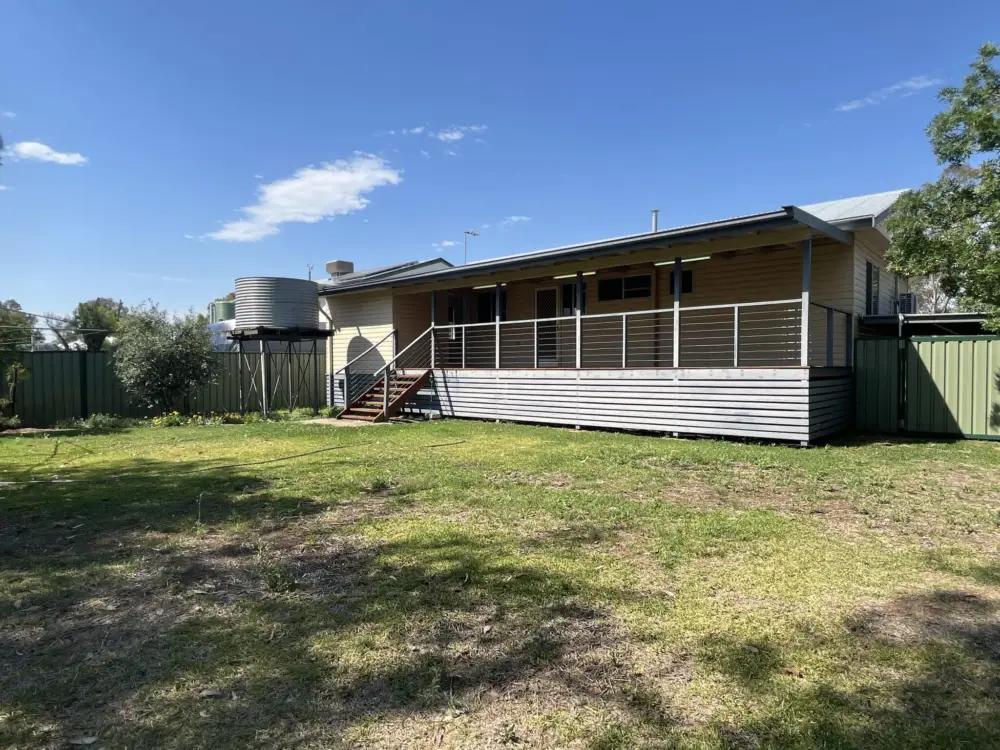 33 Guest Street, NARRABRI, NSW 2390 AUS