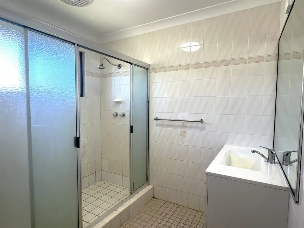 27 Hinds Street, NARRABRI, NSW 2390 AUS