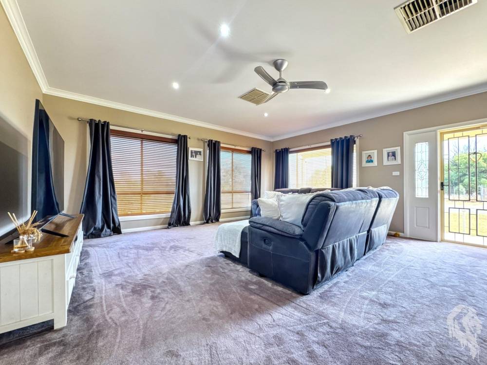 24 Zimmerman Street, NARRABRI, NSW 2390 AUS