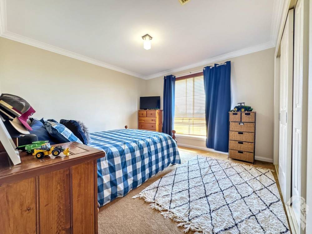 24 Zimmerman Street, NARRABRI, NSW 2390 AUS