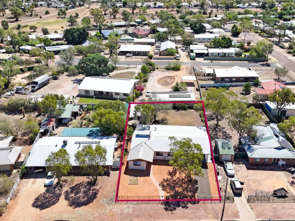 19 Black Prince Drive, LIGHTNING RIDGE, NSW 2834 AUS