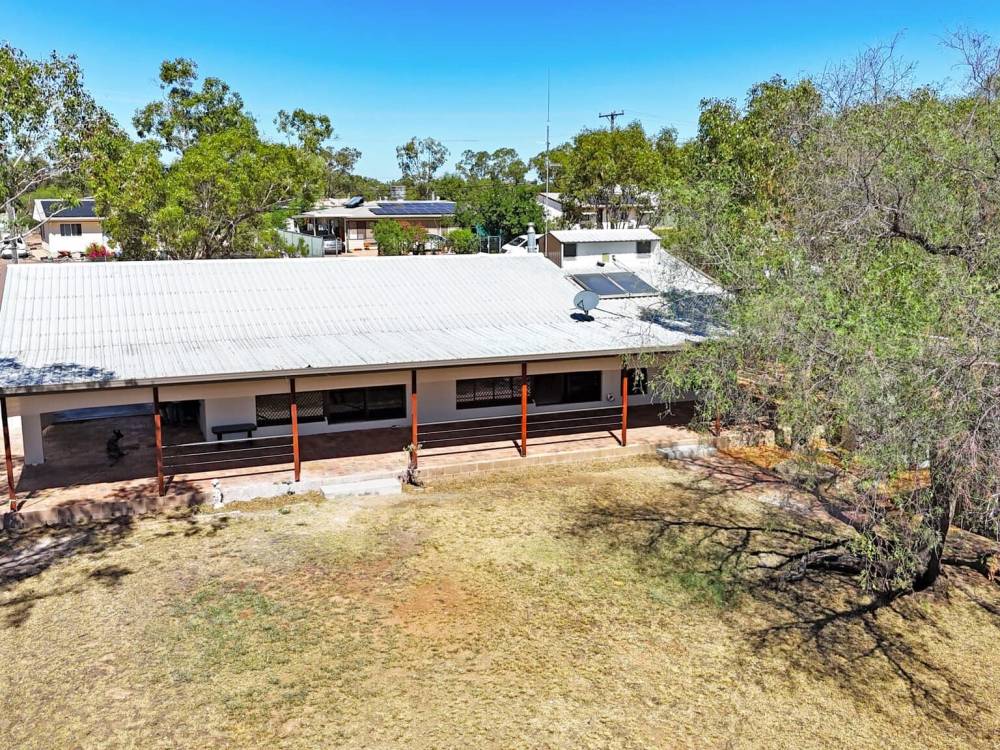 19 Black Prince Drive, LIGHTNING RIDGE, NSW 2834 AUS