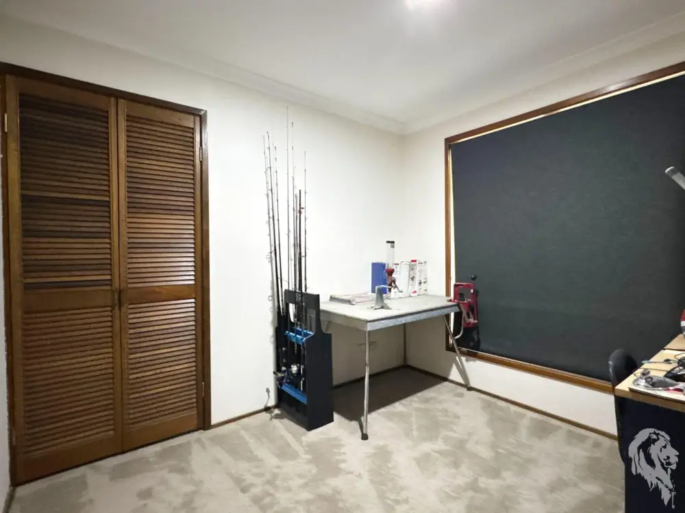 10 Lenore Crescent, WEE WAA, NSW 2388 AUS