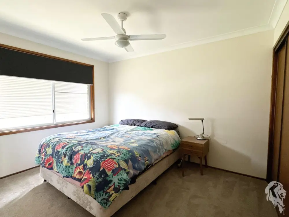 10 Lenore Crescent, WEE WAA, NSW 2388 AUS