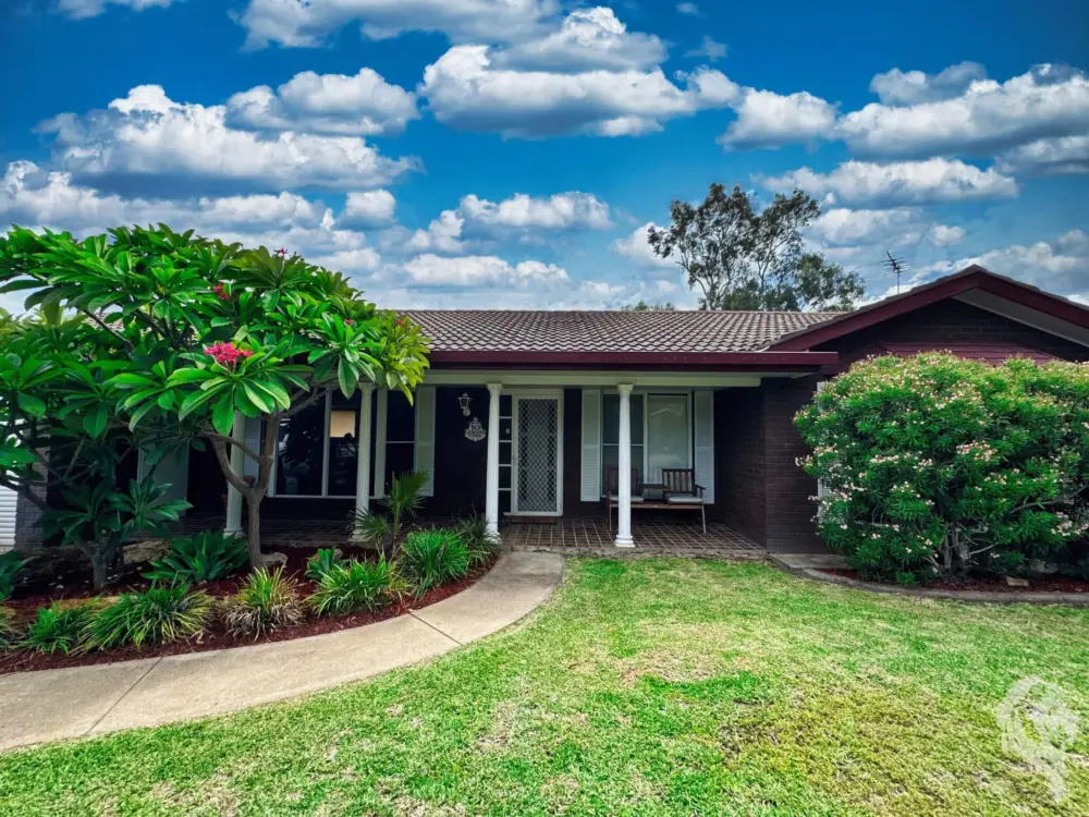 10 Lenore Crescent, WEE WAA, NSW 2388 AUS