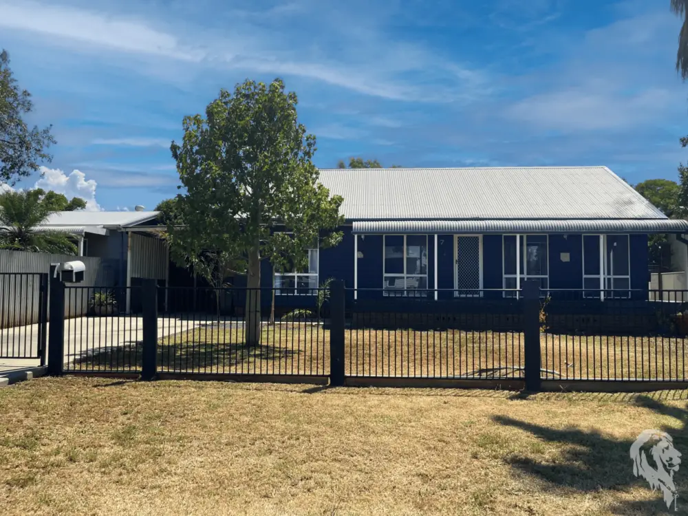 7 Albion Street, WEE WAA, NSW 2388 AUS