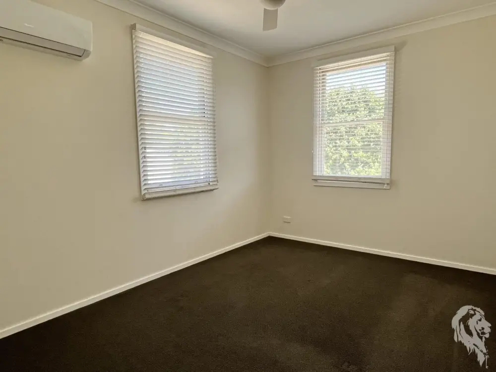 72 Cowper Street, WEE WAA, NSW 2388 AUS