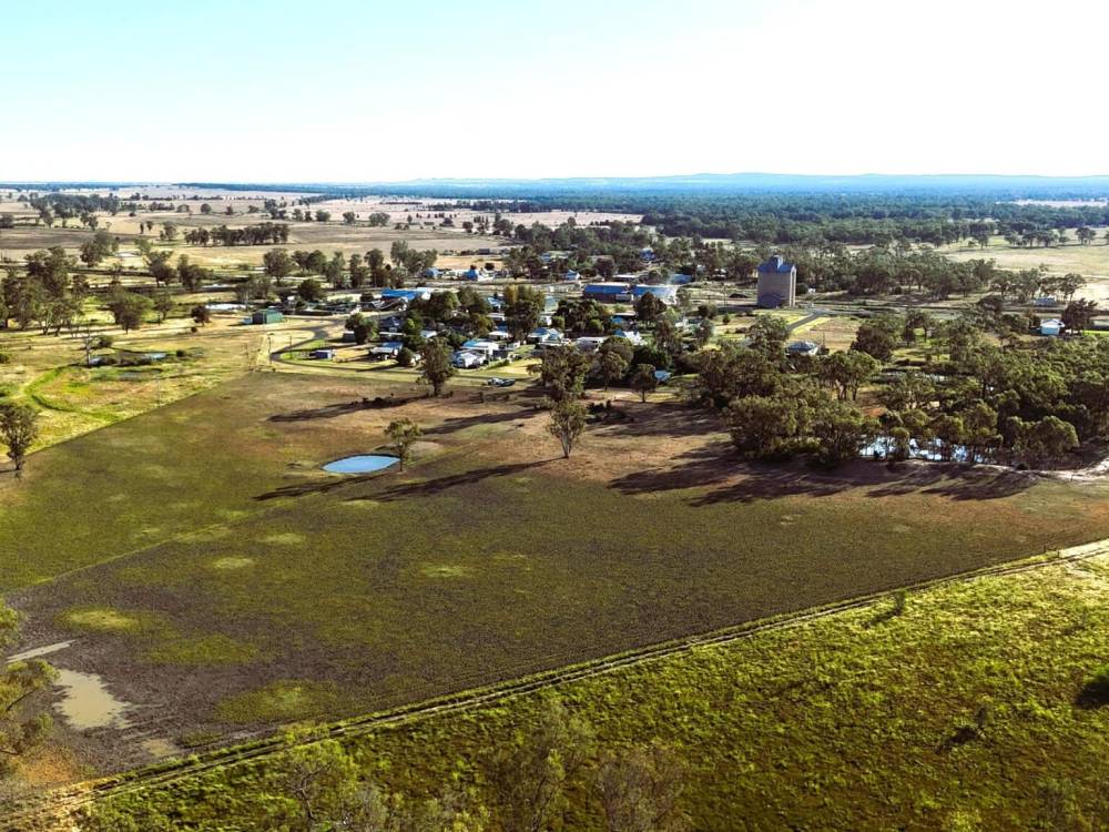 10 Garwi Street, BAAN BAA, NSW 2390 AUS