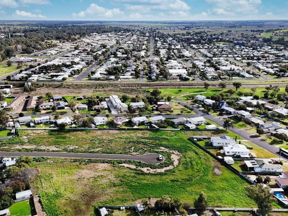 5 Brooks Close, NARRABRI, NSW 2390 AUS