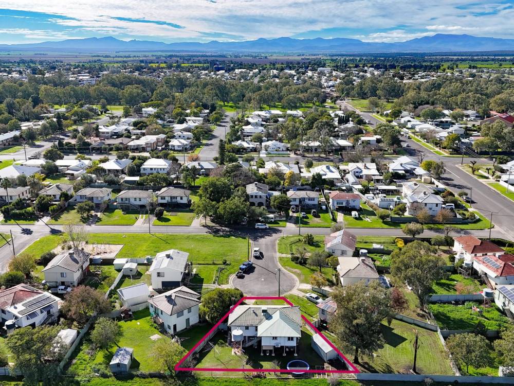 7 Blanche Peadon Drive, NARRABRI, NSW 2390 AUS