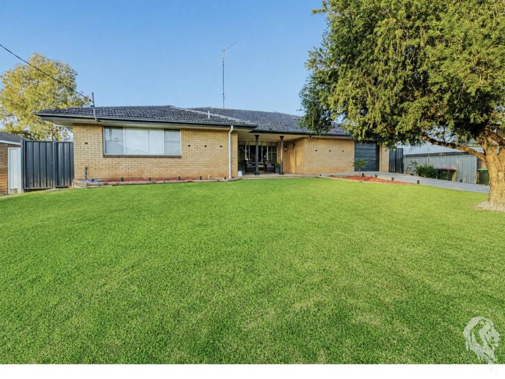 18 Thurlagoona Avenue, NARRABRI, NSW 2390 AUS