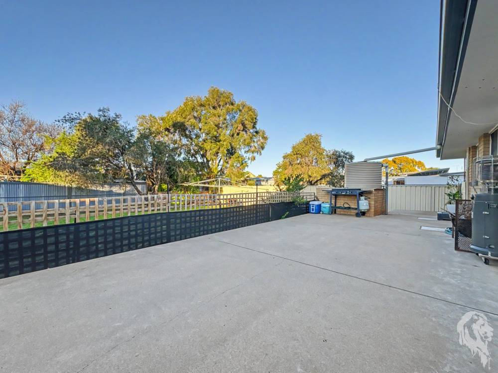 18 Thurlagoona Avenue, NARRABRI, NSW 2390 AUS