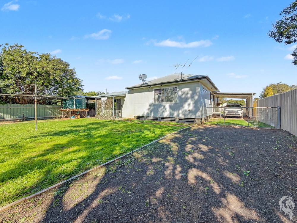 20 Deran Street, NARRABRI, NSW 2390 AUS
