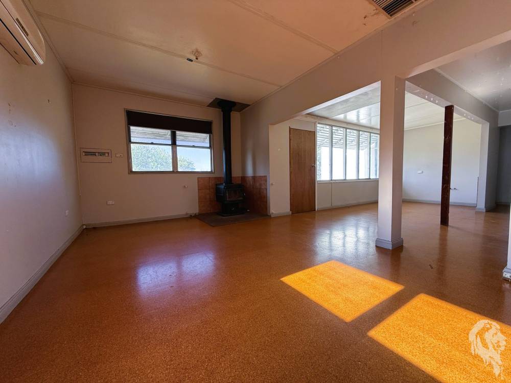 51 Railway Street South, NARRABRI, NSW 2390 AUS